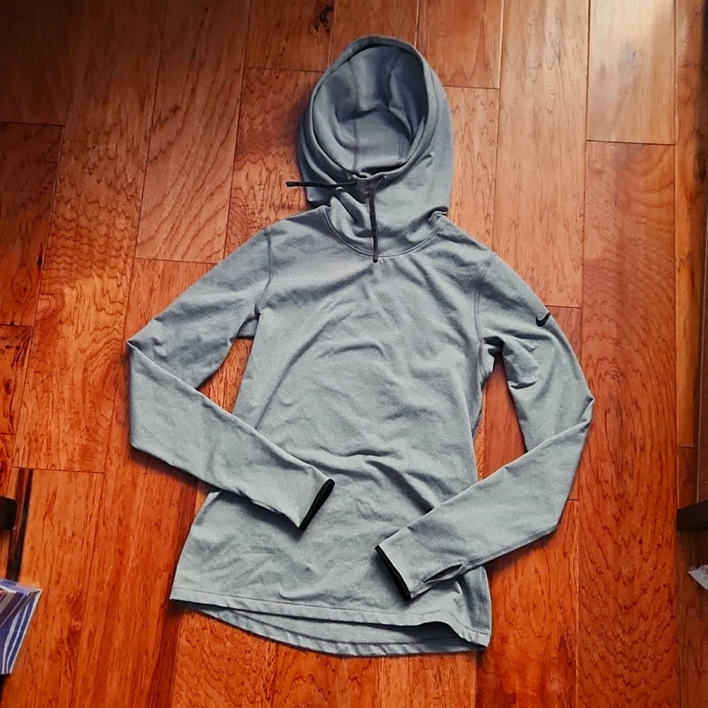 Medium nike pro hoodie